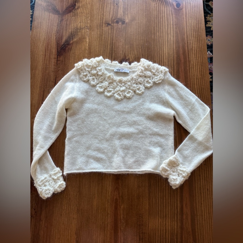 Zara crochet sweater